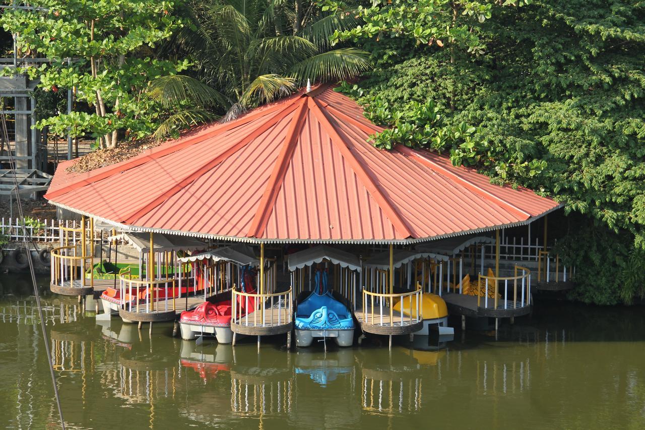 Mango Meadows Kottayam Exterior foto